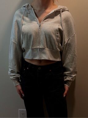 Cropped Light Gray Zip-Up Hoodie - Women's Casual Top